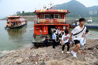 太阳季后赛遭遇跨赛季六连败 场均输16.8分